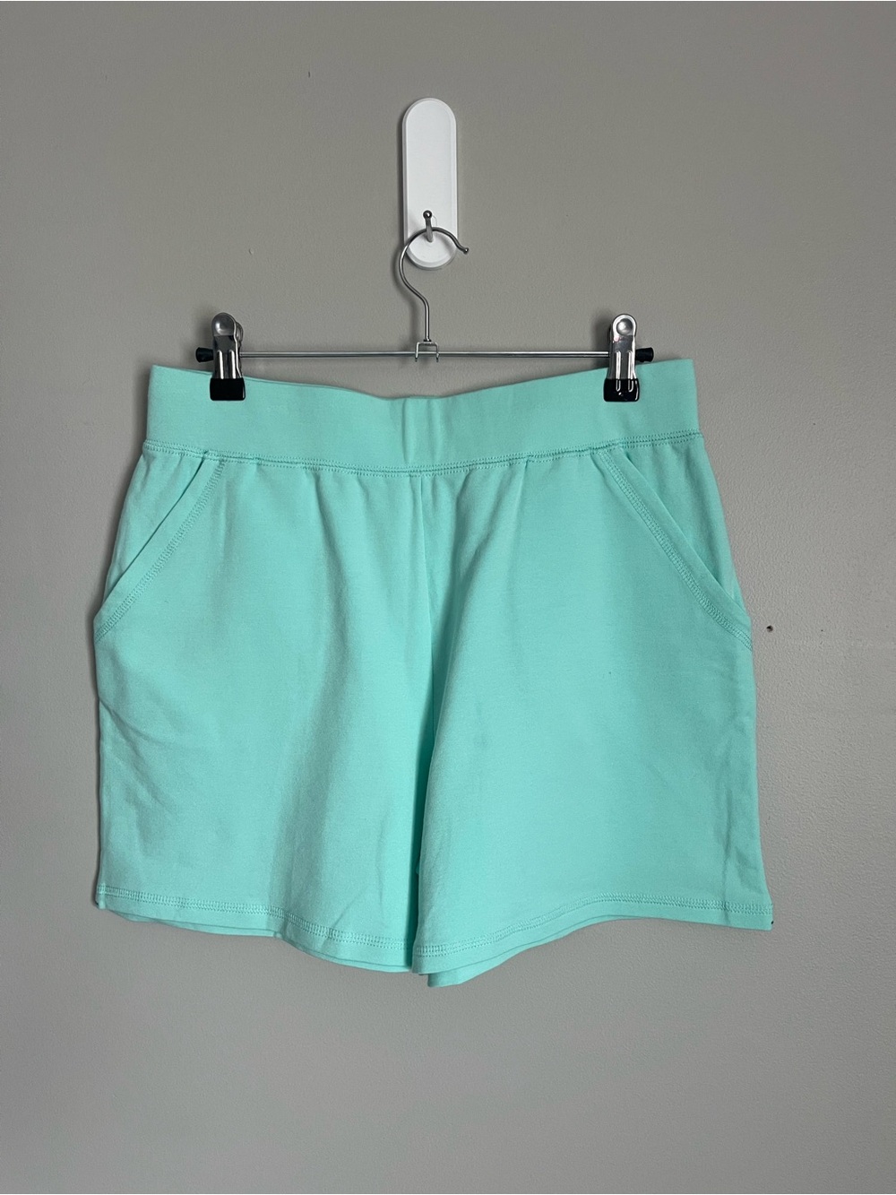 ANYBODY | Mint Green Pull-On Athletic Shorts Sz XS